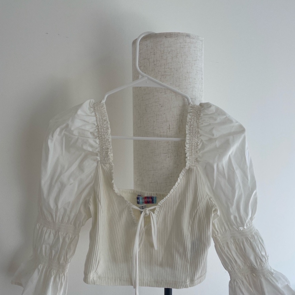 UO White Puff Sleeve Peasant Top